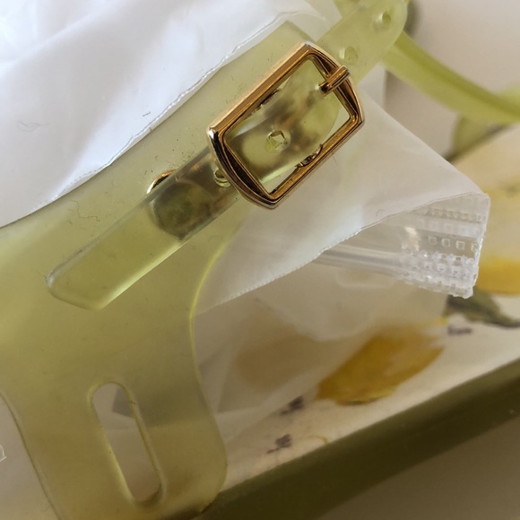 🍋HP🍋Dolce and Gabbana jelly sandals - Picture 3 of 4